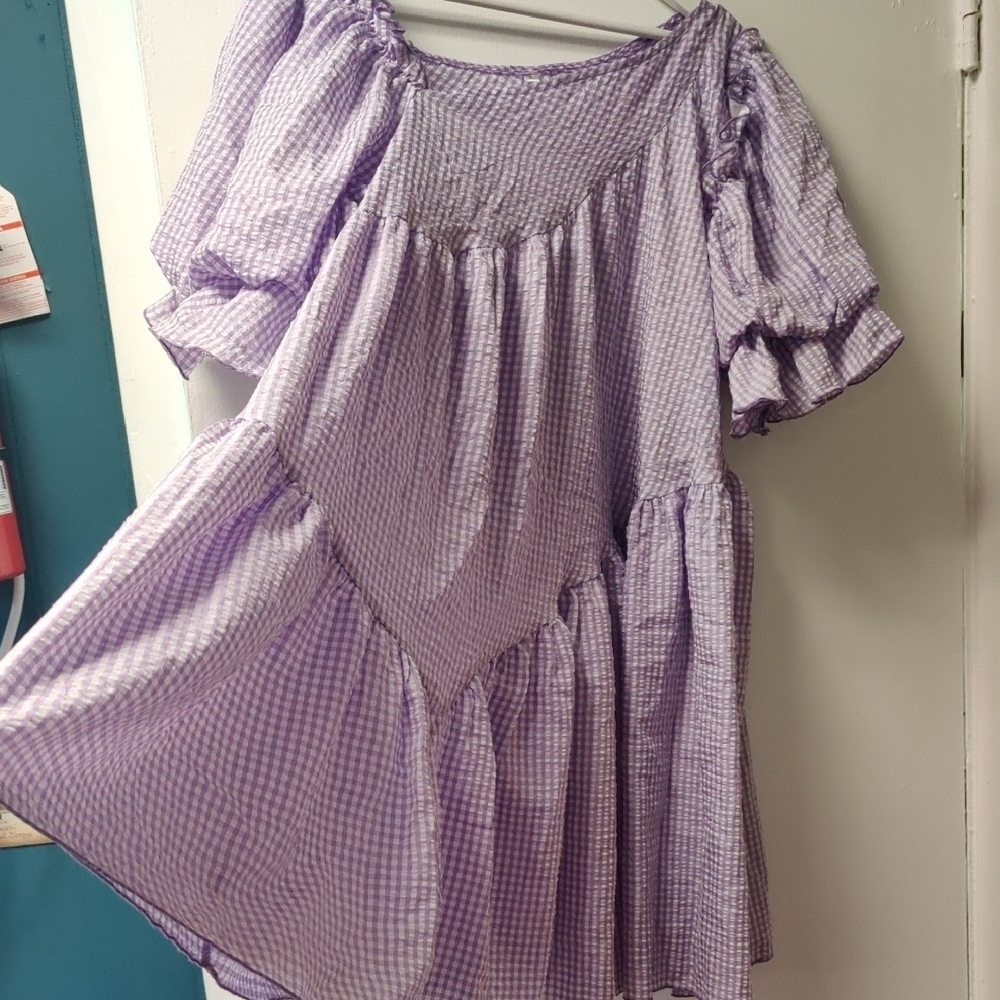 Romantic, Mary Jane Purple and White Asymmetrical Puff Sleeve dress